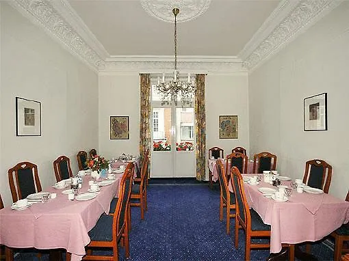 Hotel Bei Der Esplanade Hamborg